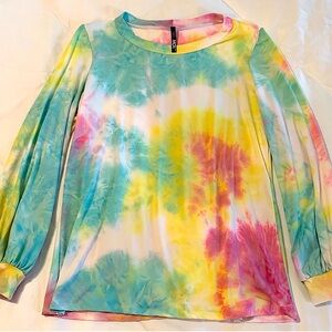 Moa USA, Tie dye Tee, Long Sleeves, Stretchy, Medium Size